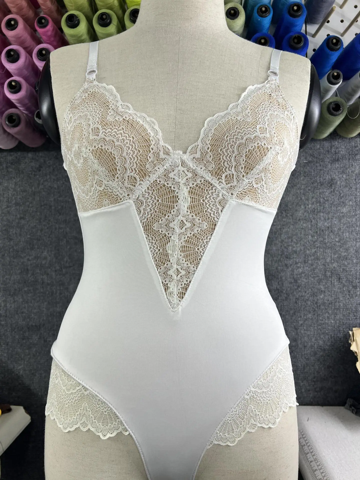 Black Lace Camisole Nightgown with High Waist & Hollow Design — feature 19