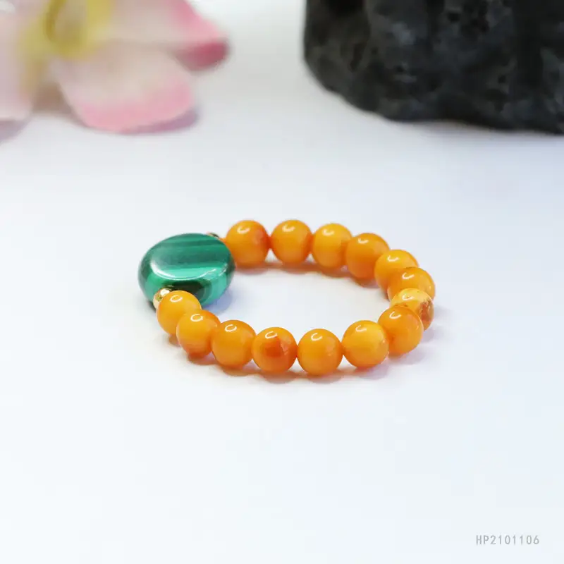 Guan Yu Natural Beeswax Ring Amber Malachite Live Streaming Dropshipping - Image 3