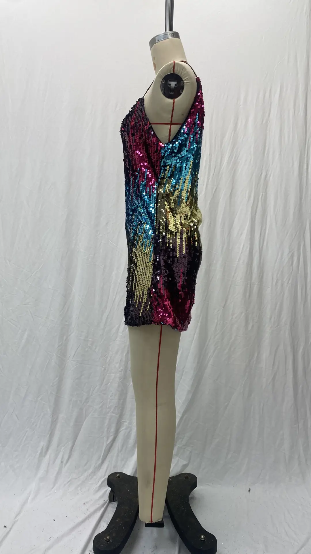 2025 Silver Sequin Sleeveless Skirt Dress — feature 17