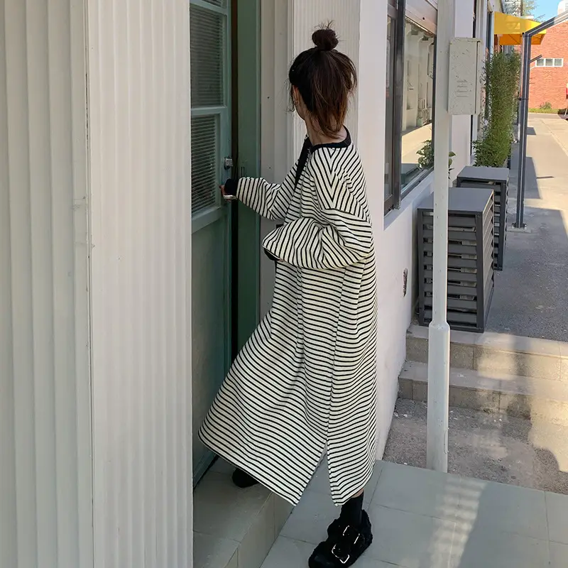 Women Korean Style Striped Long Skirt Sweatshirt Set - Image 4