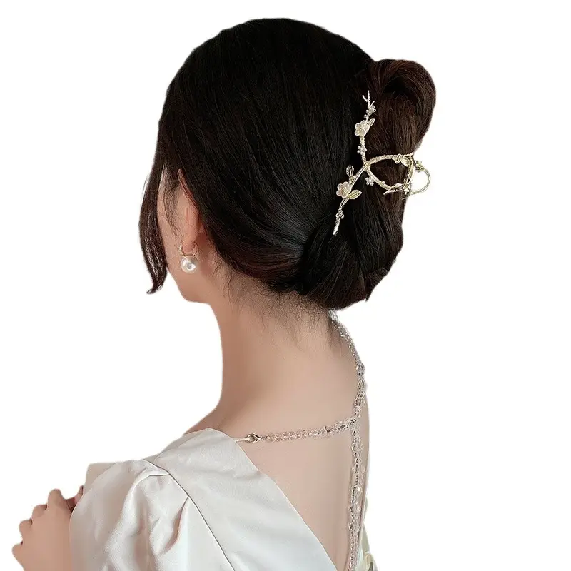 Gold Shark Hair Clip with Pearl & Crystal Detail - Image 43