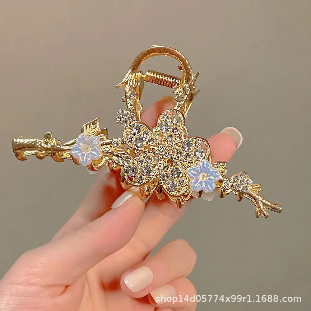 Gold Shark Hair Clip with Pearl & Crystal Detail - Image 2
