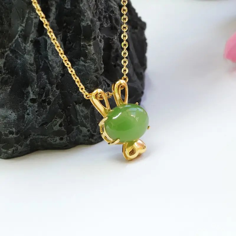 Guan Yu Jade Rabbit Necklace S925 Gold — feature 11