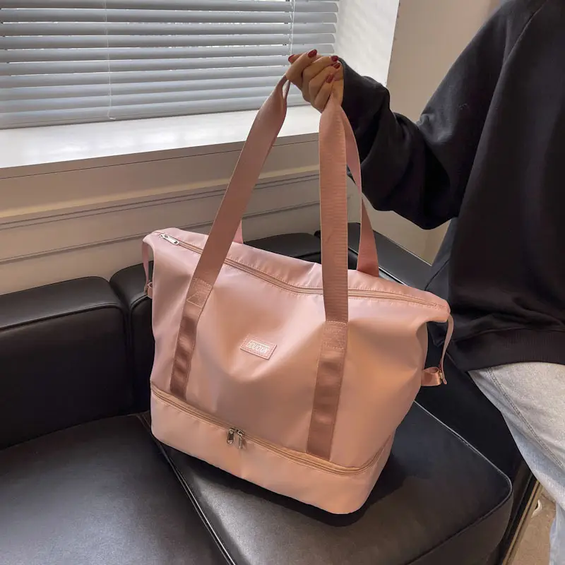 Women's Pink Zipper Travel Bag Large Elegant Design - Image 10