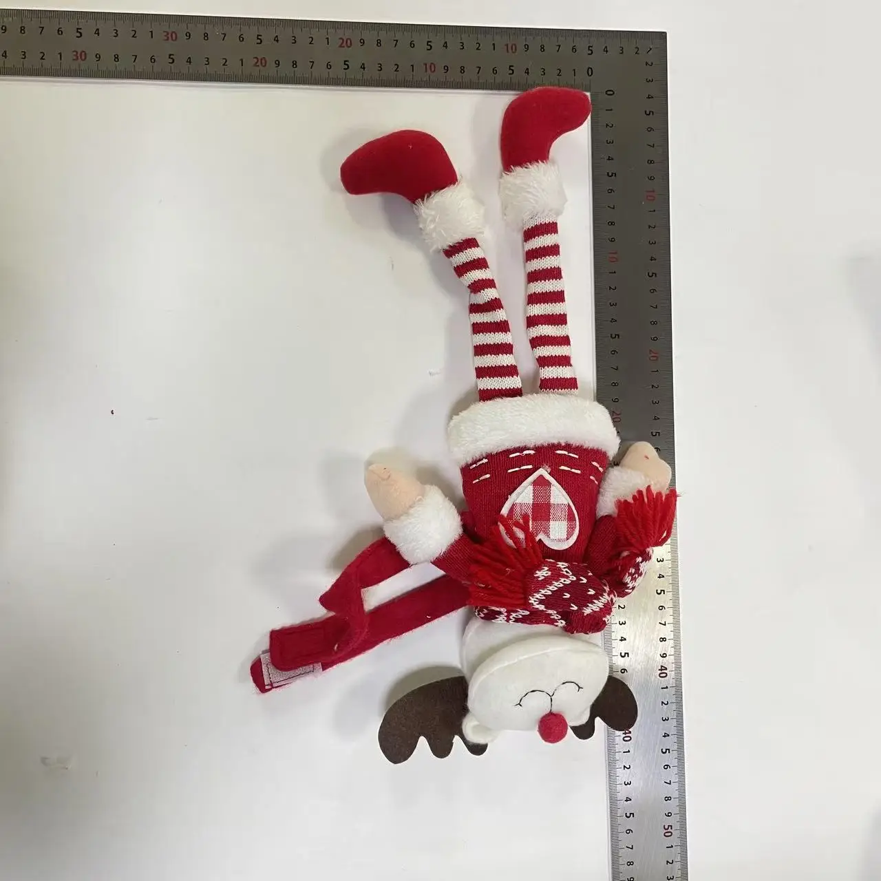 Three-Dimensional Christmas Santa Doll Curtains Tieback Knitted Red White — feature 16