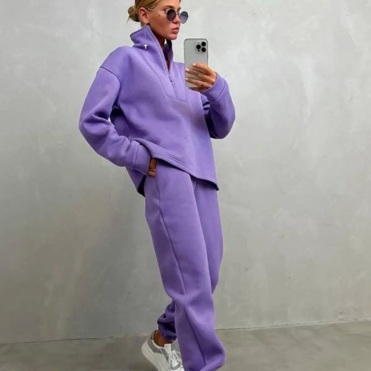 2023 Women's Grey Sweatshirt Leg Pants Set - Image 3