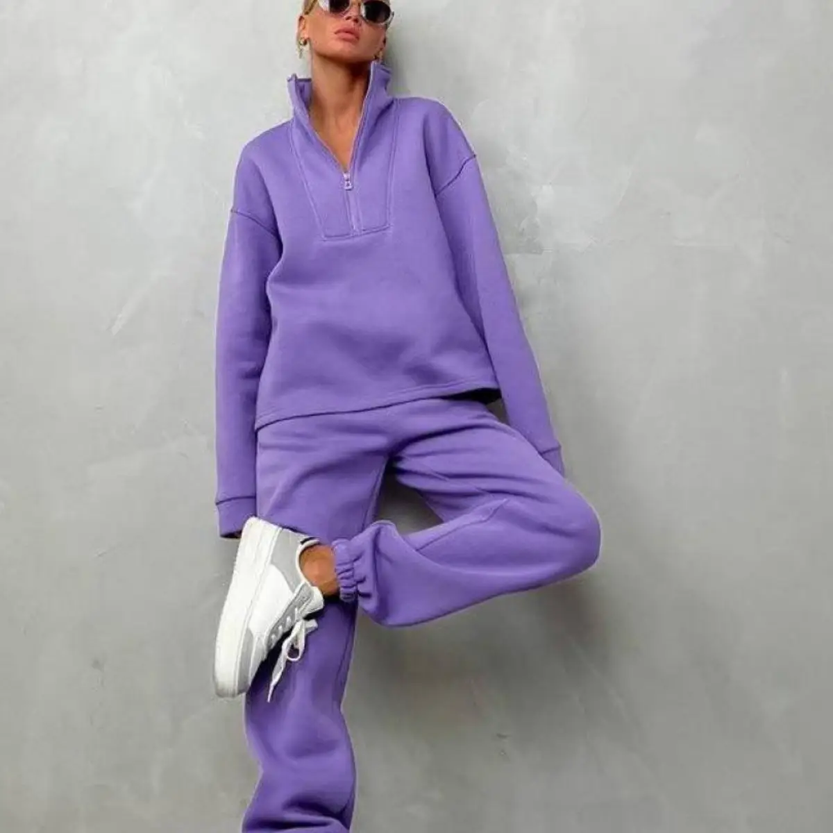 2023 Women's Grey Sweatshirt Leg Pants Set — feature 14