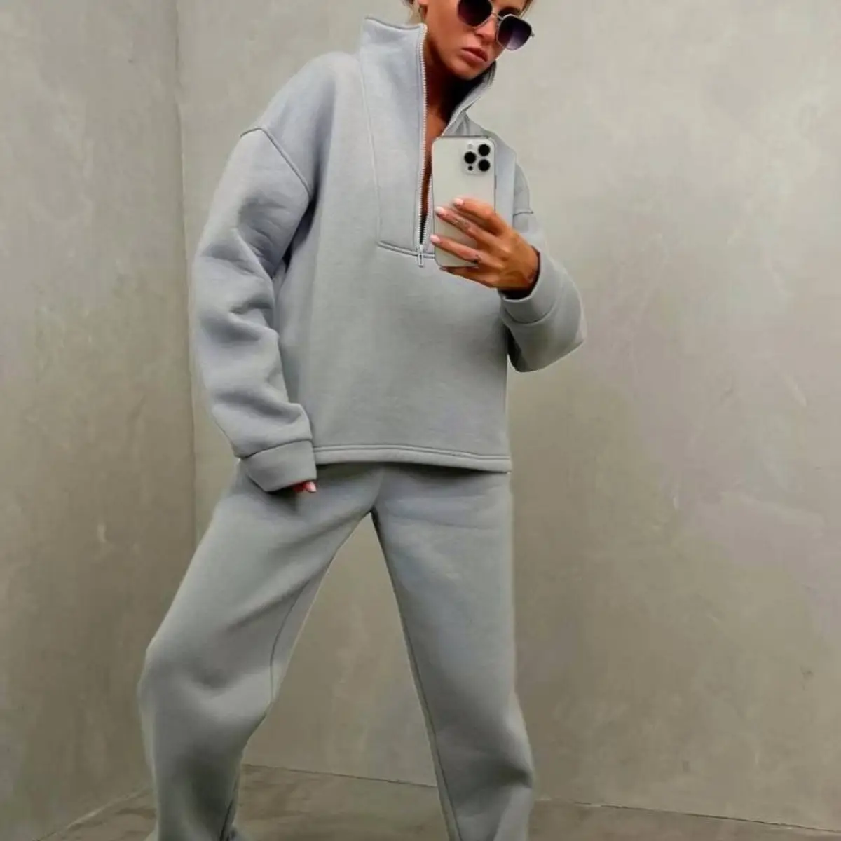 2023 Women's Grey Sweatshirt Leg Pants Set — feature 8