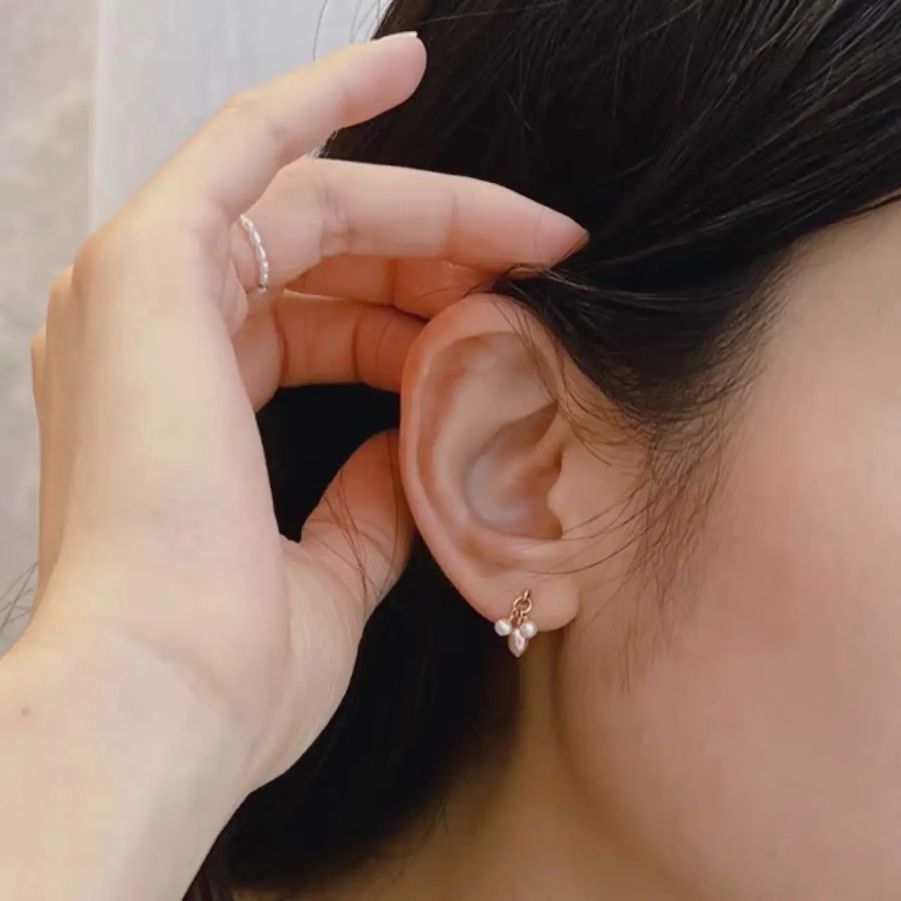 Natural Pearl Gold Stud Earrings for Women
