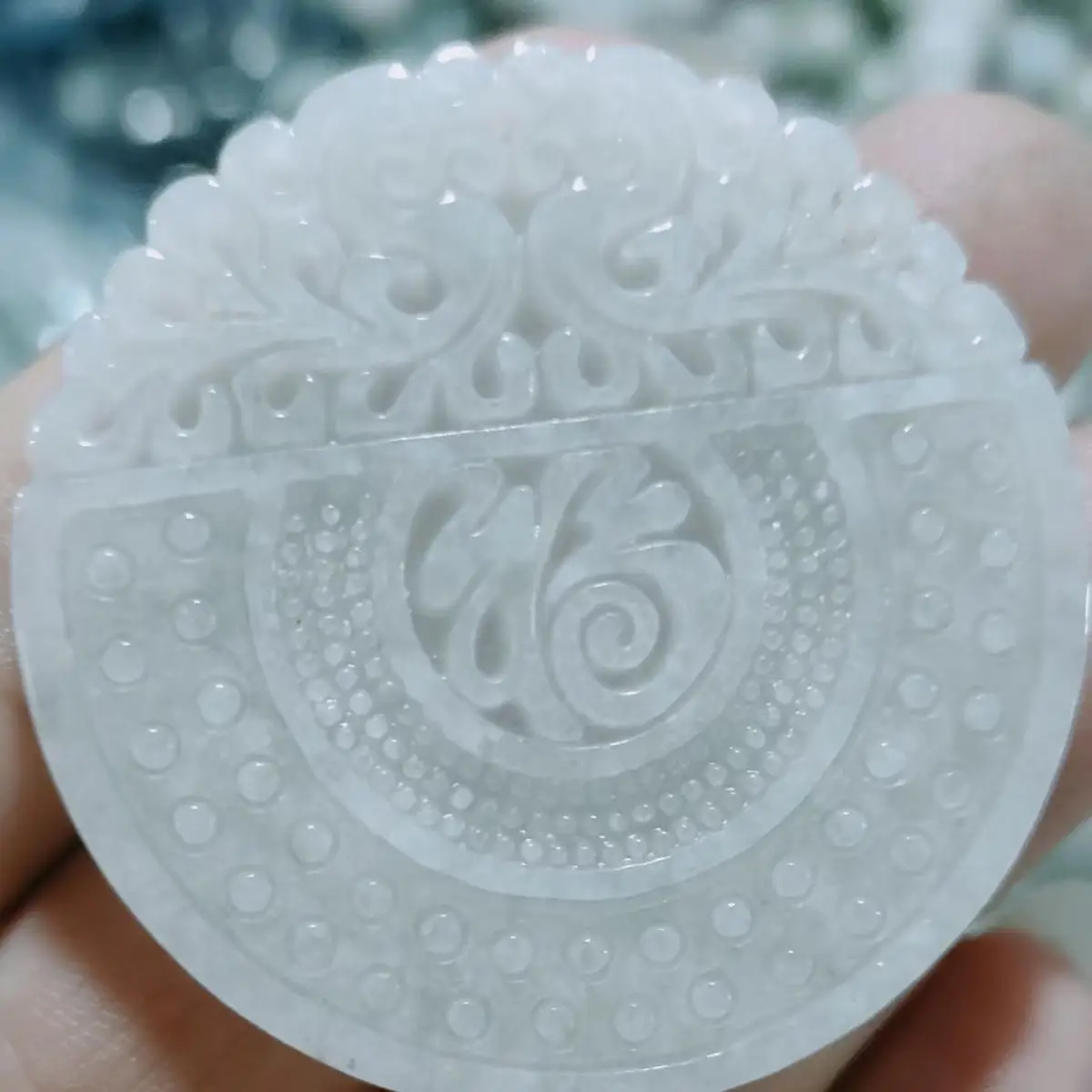 Guan Yu Jade Pendant with Fortune Design — feature 13