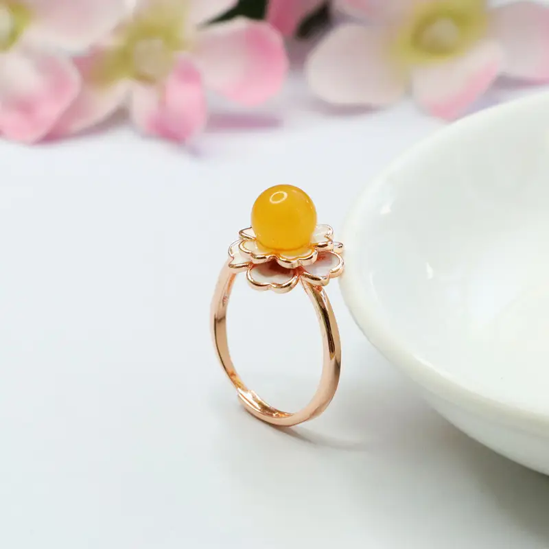 Guan Yu Yellow Amber Camellia Ring with Rose Gold — feature 11