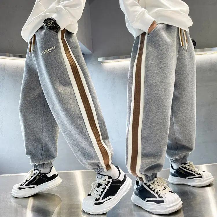 Boys Casual Cargo Pants Large Spring 2025 - Image 2