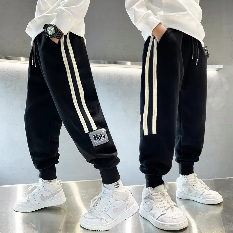 Boys Casual Cargo Pants Large Spring 2025 - Image 9
