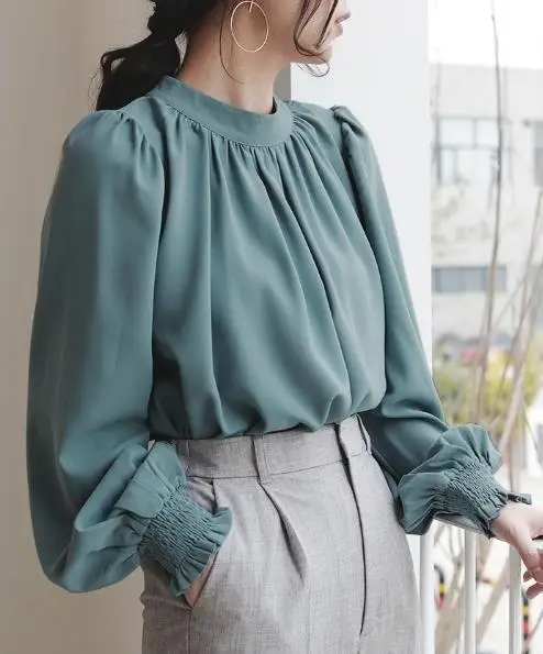 Japanese Style White Long-sleeve Doll Shirt for Women — feature 5