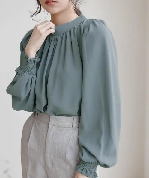 Japanese Style White Long-sleeve Doll Shirt for Women — feature 8