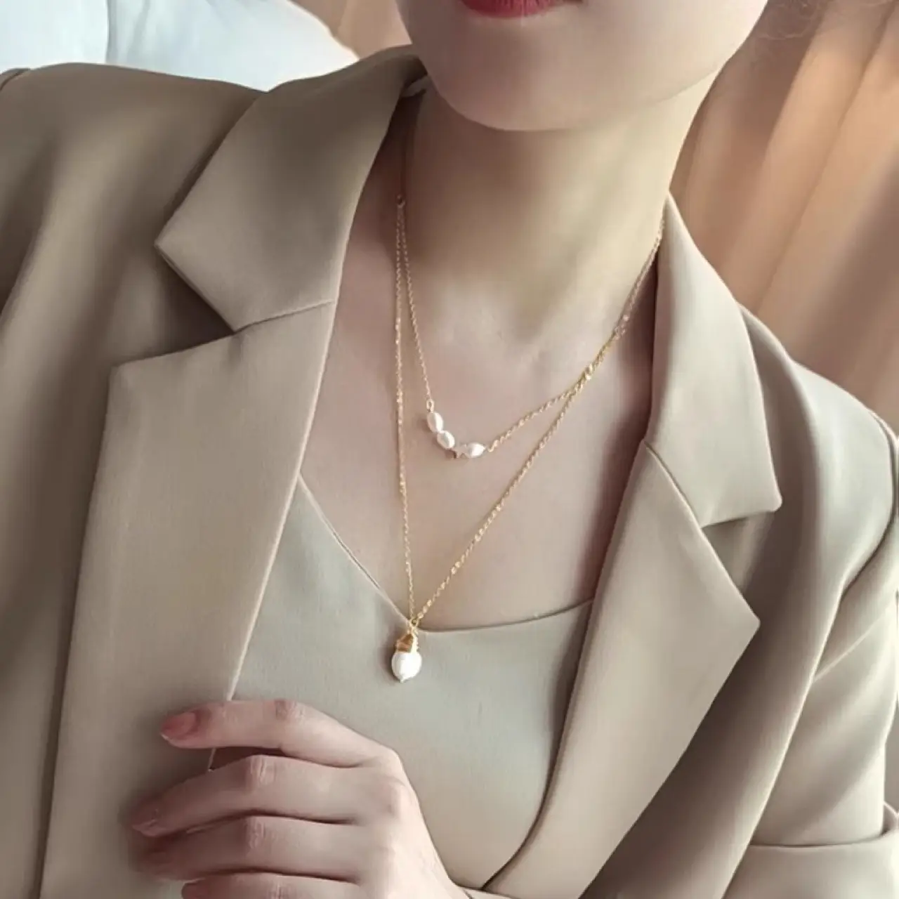 Double-Layer Pearl Necklace for Women Light Luxury — feature 7