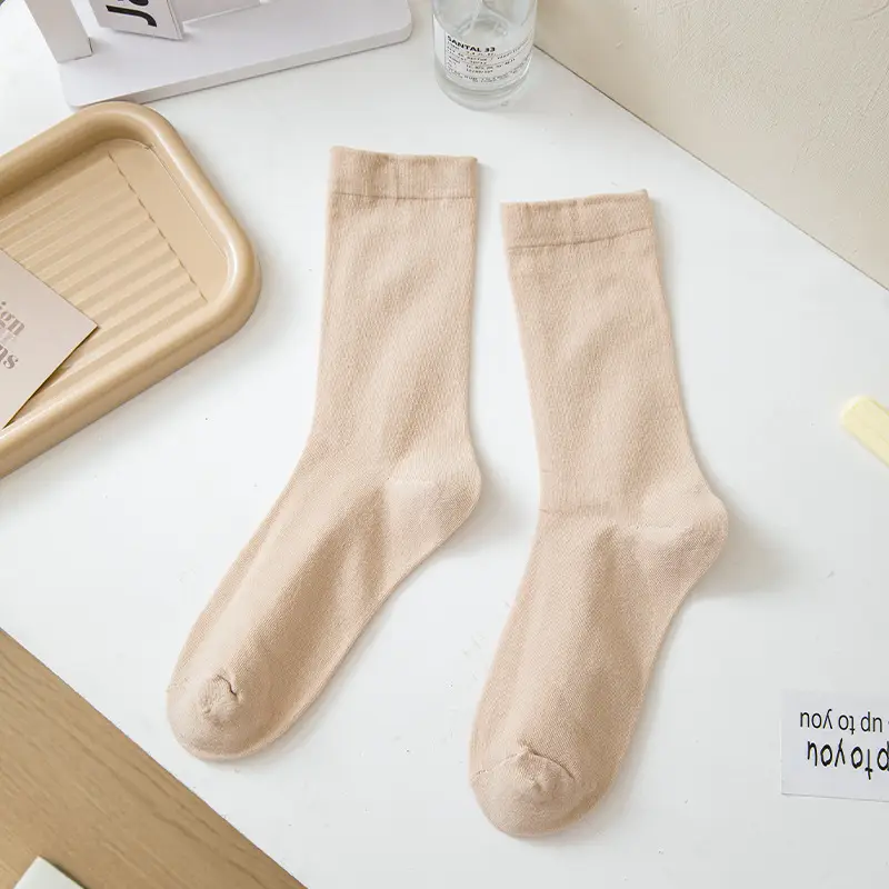 White Socks for Women, Pure Cotton, Odor-Resistant, Seamless Maternity Socks, Spring and Autumn Style, Loose-Fitting Long Socks, Sweat-Absorbent and Breathable
