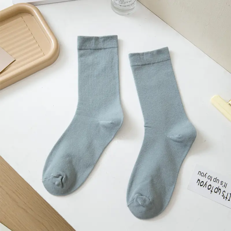 White Socks for Women, Pure Cotton, Odor-Resistant, Seamless Maternity Socks, Spring and Autumn Style, Loose-Fitting Long Socks, Sweat-Absorbent and Breathable