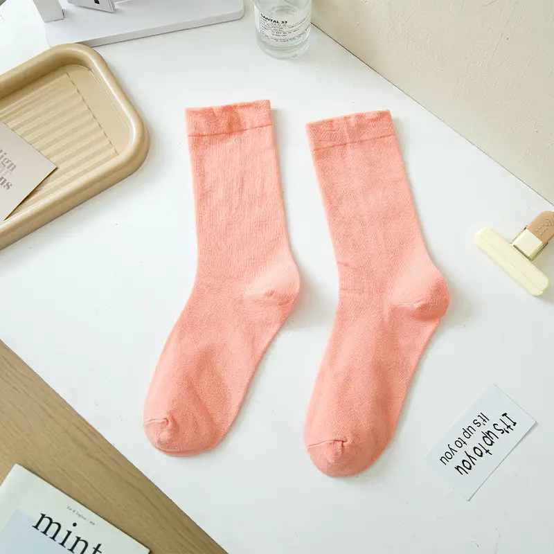 White Socks for Women, Pure Cotton, Odor-Resistant, Seamless Maternity Socks, Spring and Autumn Style, Loose-Fitting Long Socks, Sweat-Absorbent and Breathable