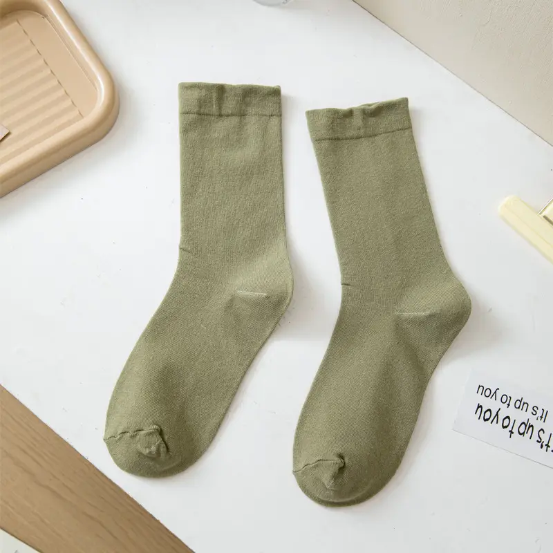 White Socks for Women, Pure Cotton, Odor-Resistant, Seamless Maternity Socks, Spring and Autumn Style, Loose-Fitting Long Socks, Sweat-Absorbent and Breathable