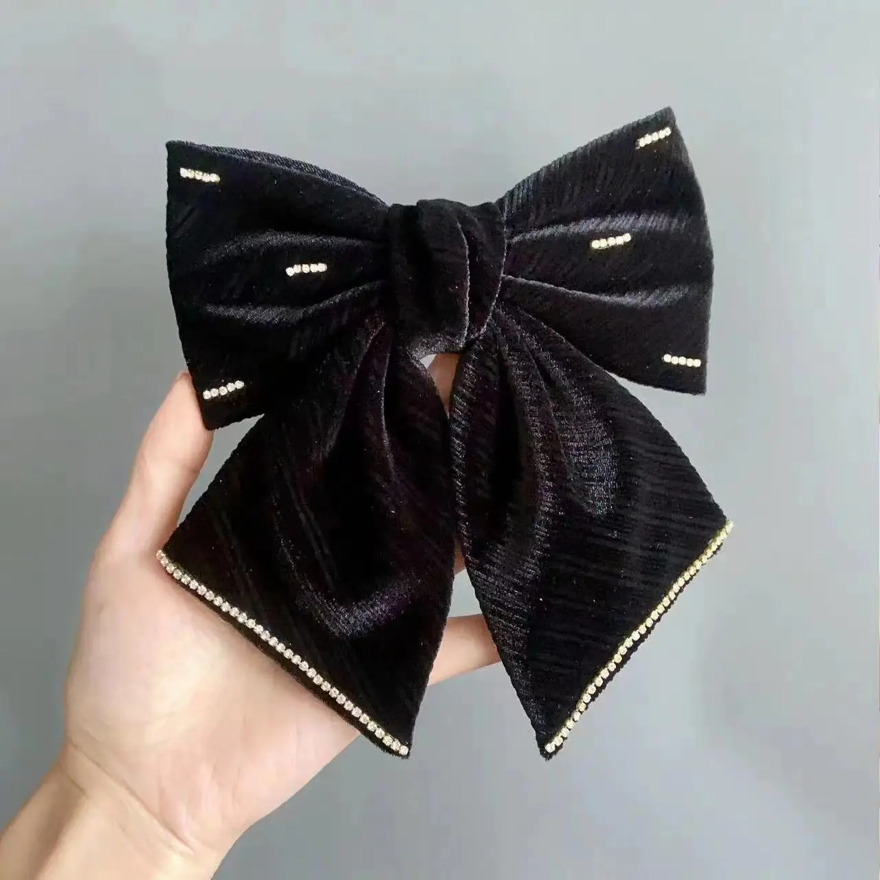 Oversized Velvet Bow Hairpin with Full Diamond Chain - Image 8