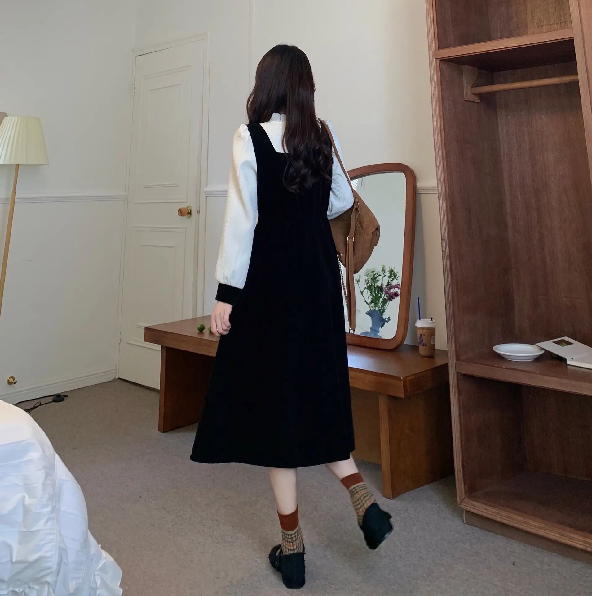 French Slimming Fake Two-Piece Dress Black White Midi — feature 10