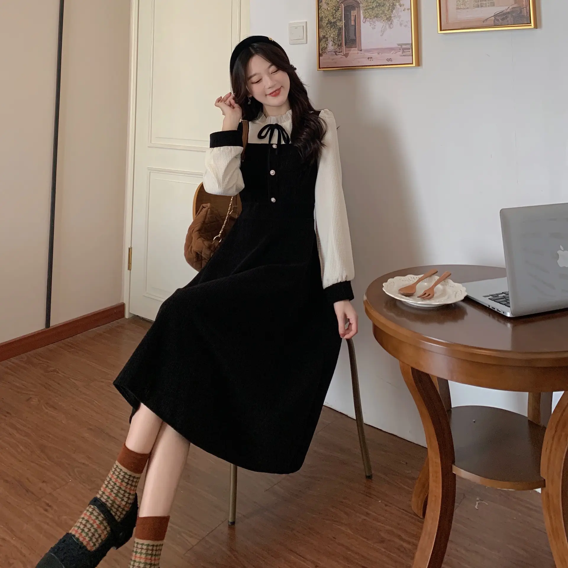 French Slimming Fake Two-Piece Dress Black White Midi — feature 12