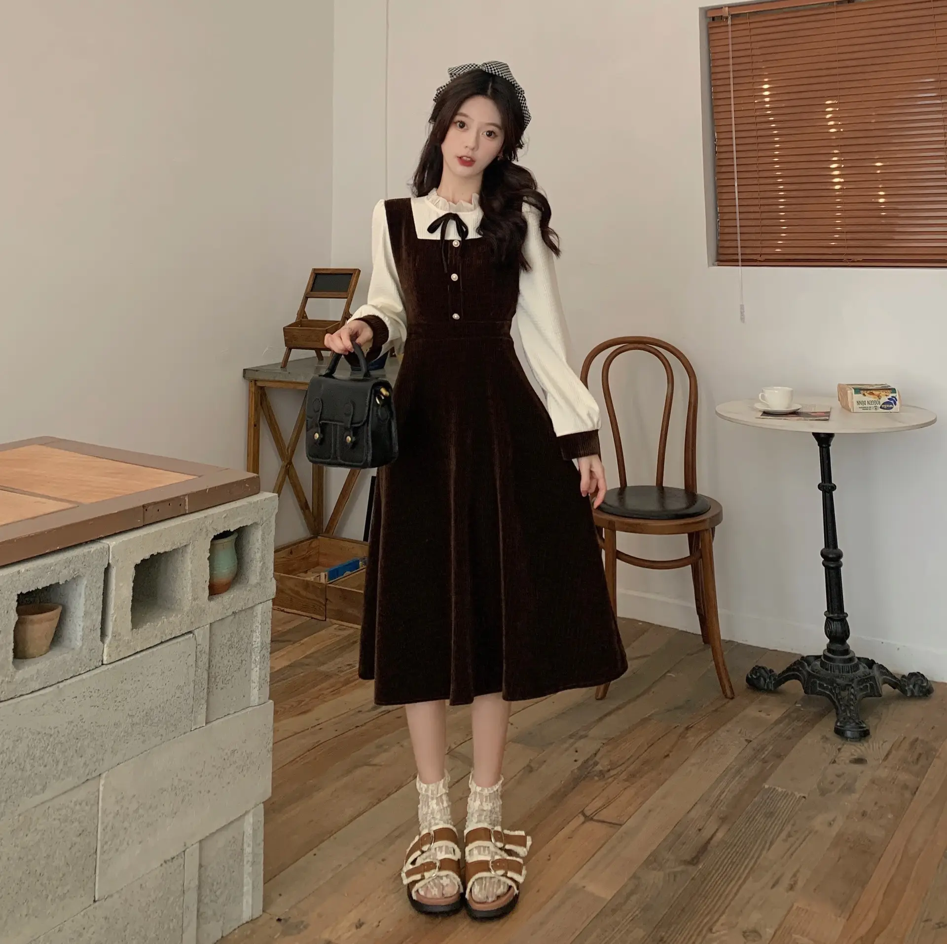 French Slimming Fake Two-Piece Dress Black White Midi — feature 17