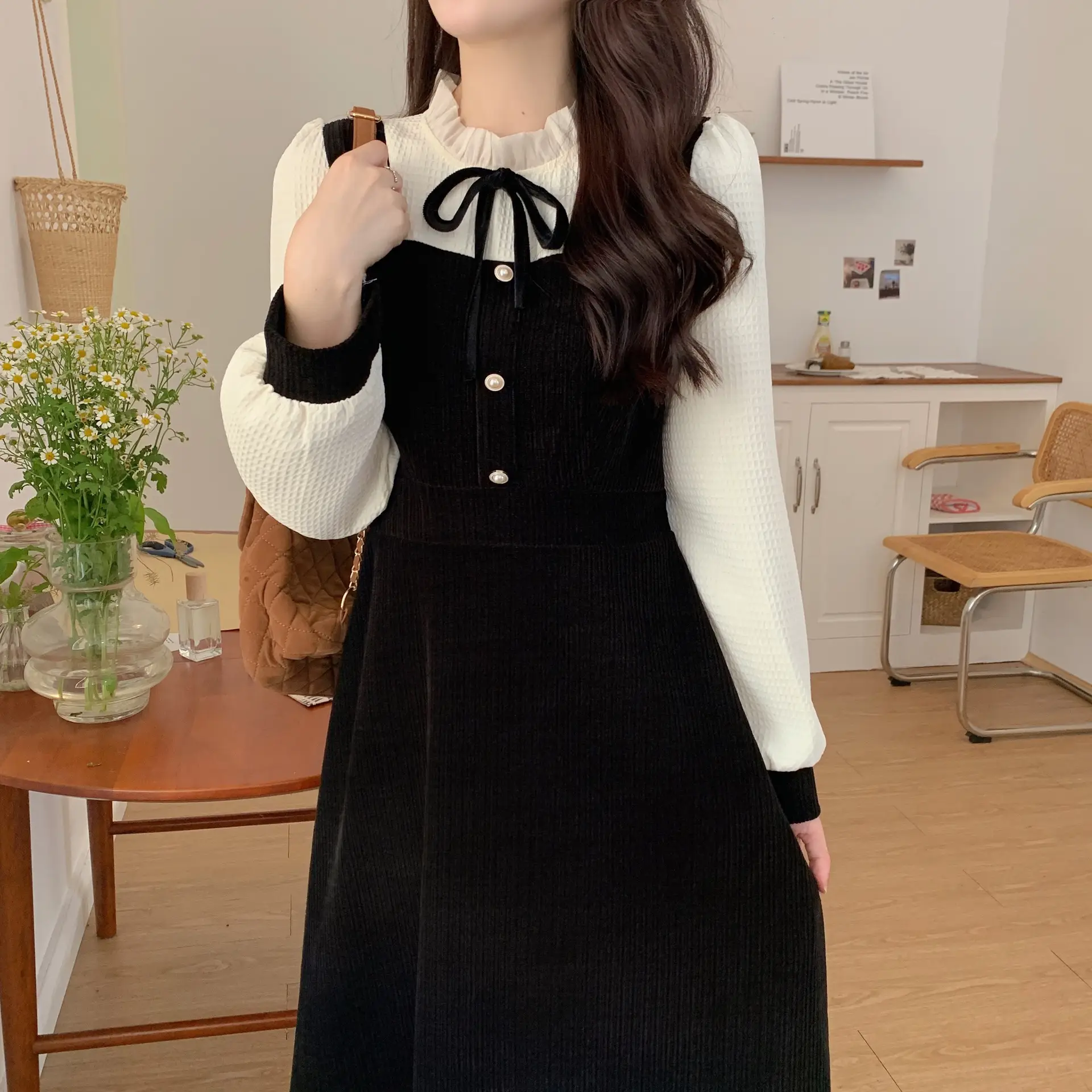 French Slimming Fake Two-Piece Dress Black White Midi — feature 6