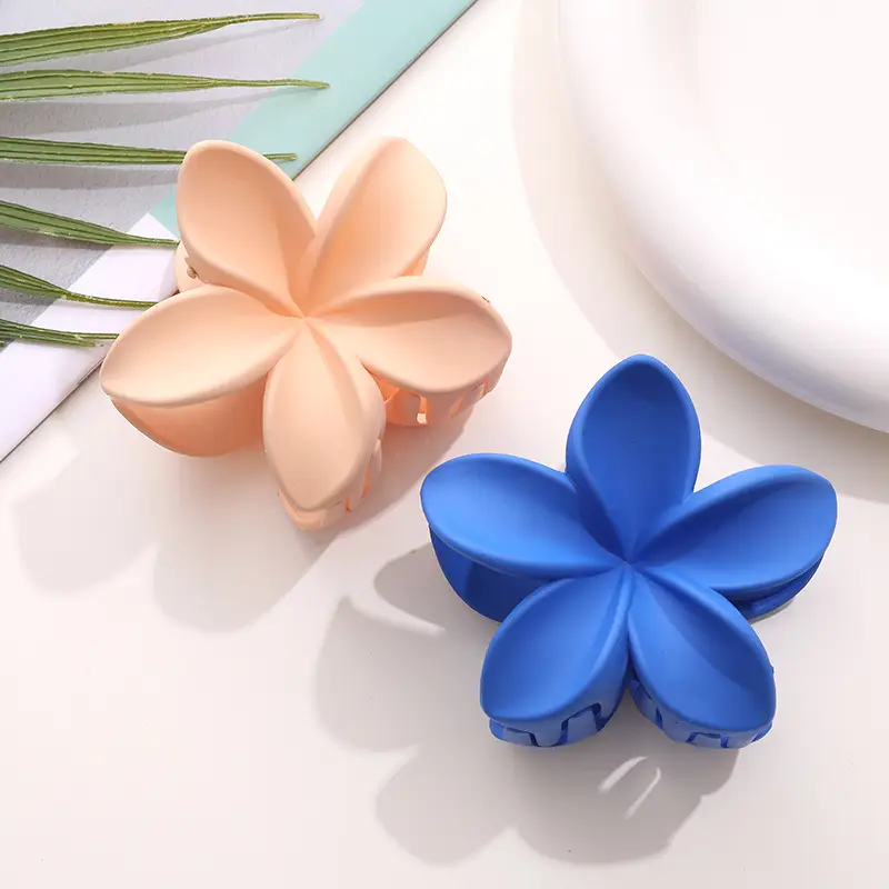 Women's Egg Flower Hair Clips Black Brown All Match - Image 8