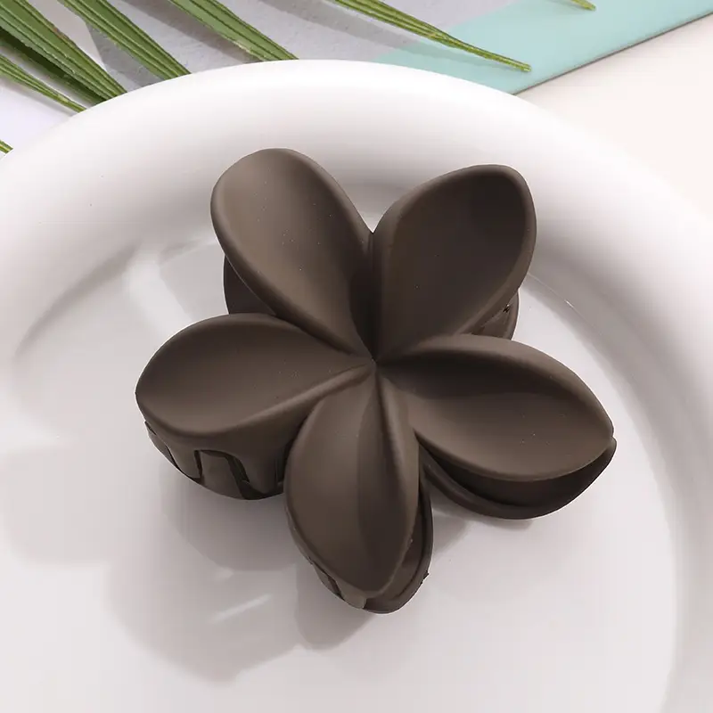 Women's Egg Flower Hair Clips Black Brown All Match - Image 4