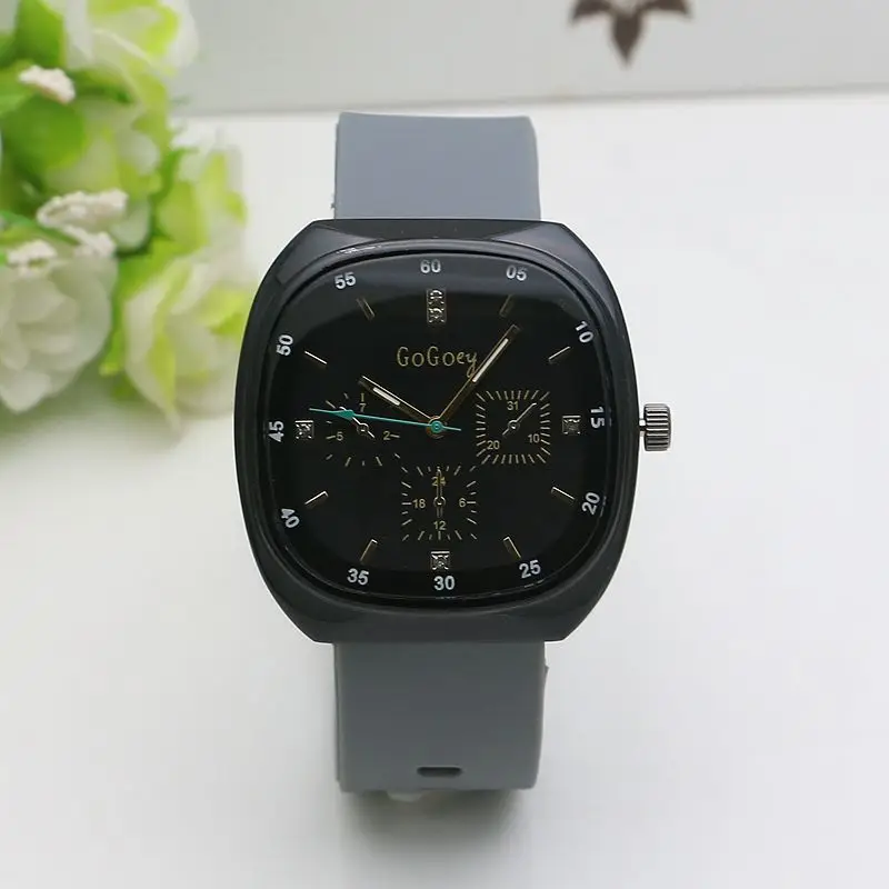 Black Silicone Band Large Watch for Women Men - Image 5