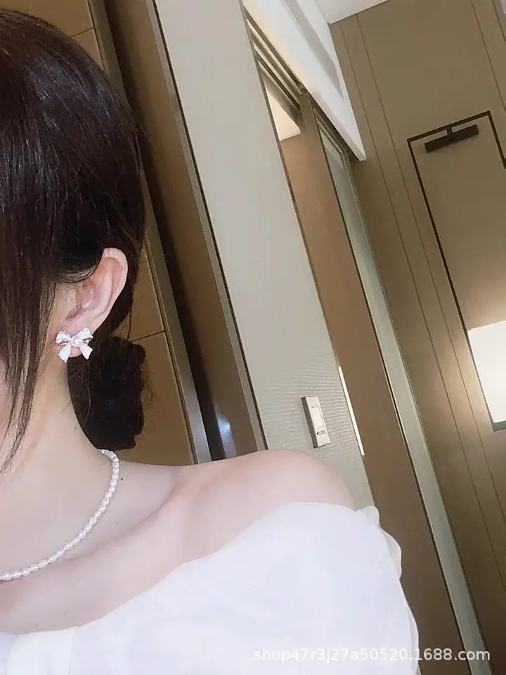Natural Freshwater Pearl Bow Earrings 2022 — feature 7