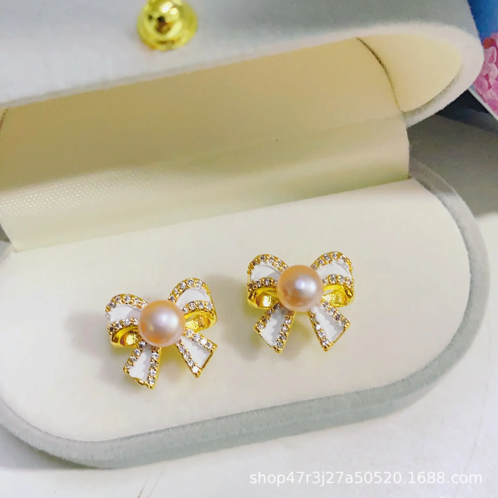 Natural Freshwater Pearl Bow Earrings 2022 - Image 4