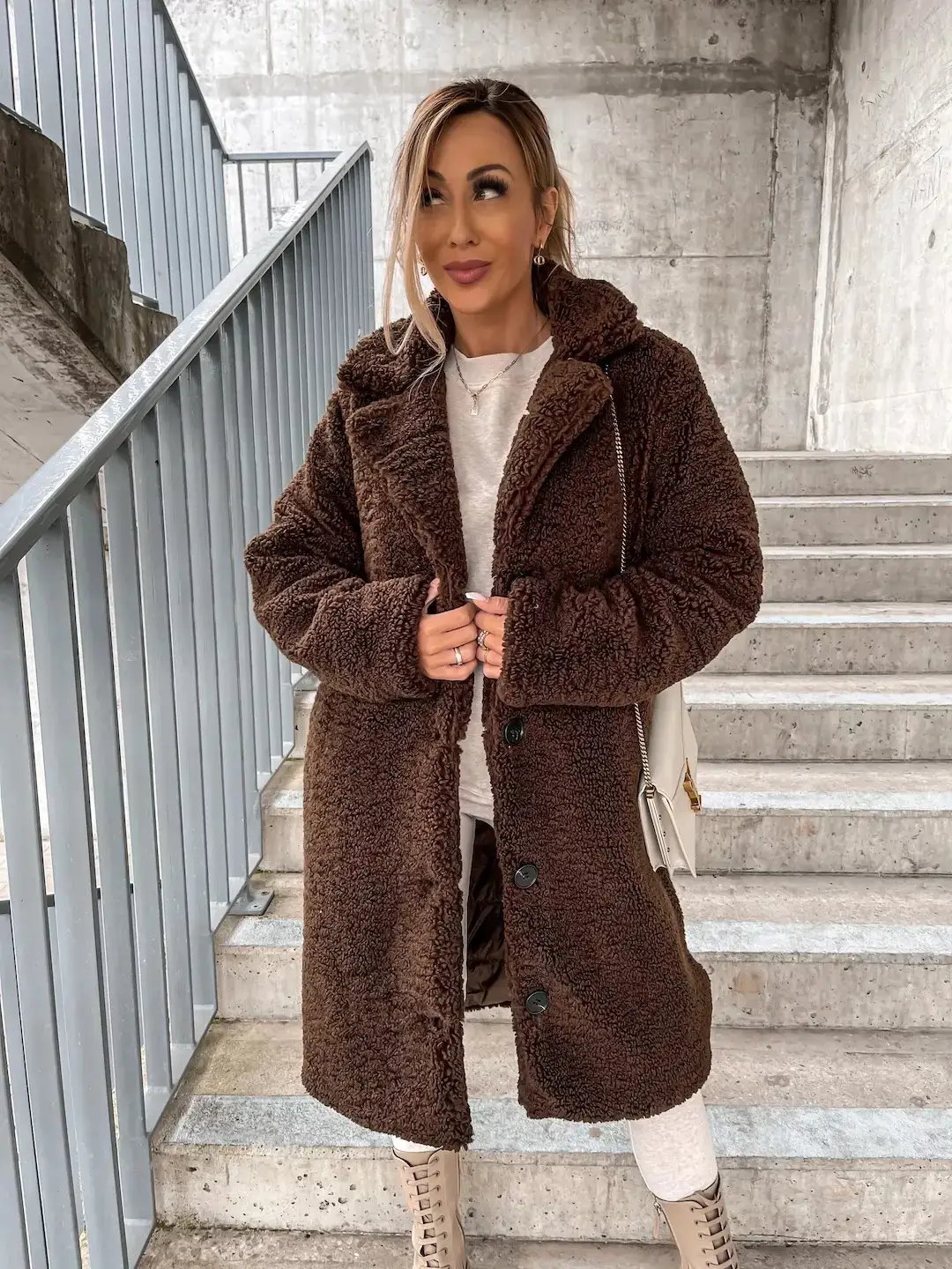 2024 Winter Wool Coat Brown Long Sleeve Regular Fit - Image 4