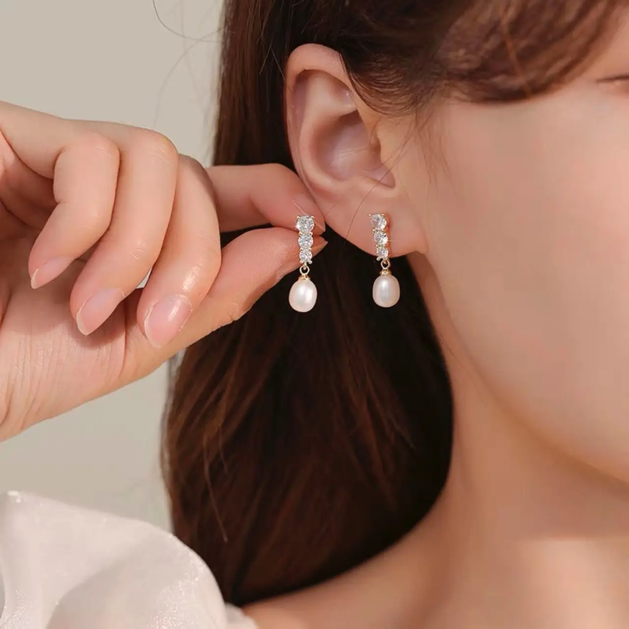 Korean Pearl Half-Hole Earrings S925 Silver — feature 6