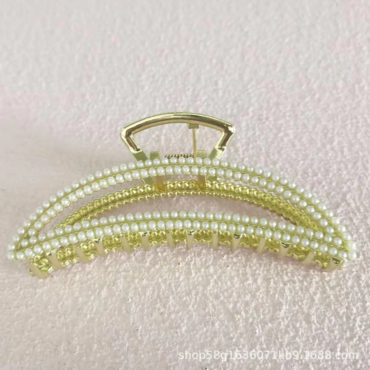 Elegant Shark Clip Hairpin with Pearl Beads - Image 14