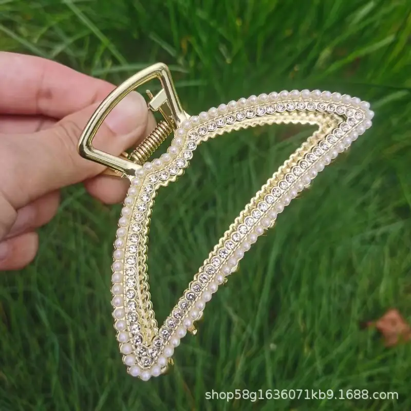 Elegant Shark Clip Hairpin with Pearl Beads - Image 16