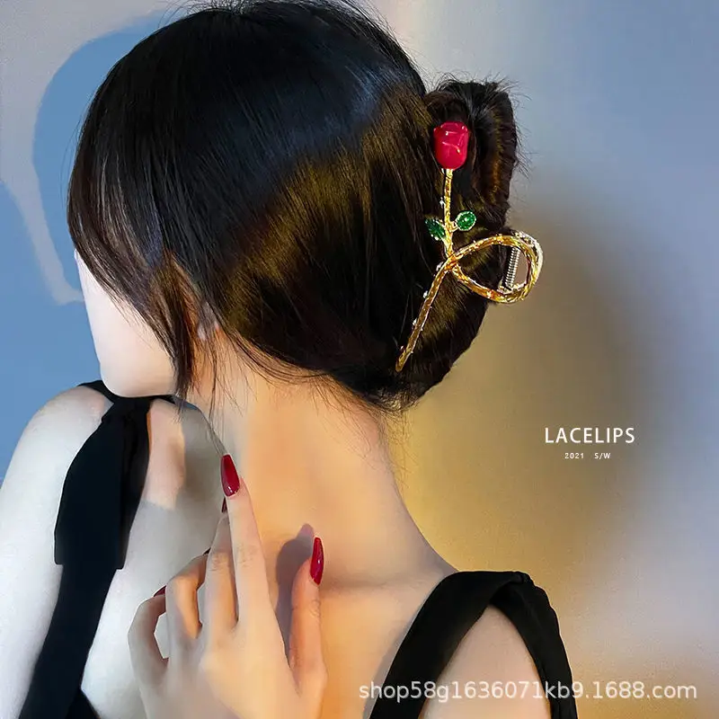 Elegant Shark Clip Hairpin with Pearl Beads - Image 4