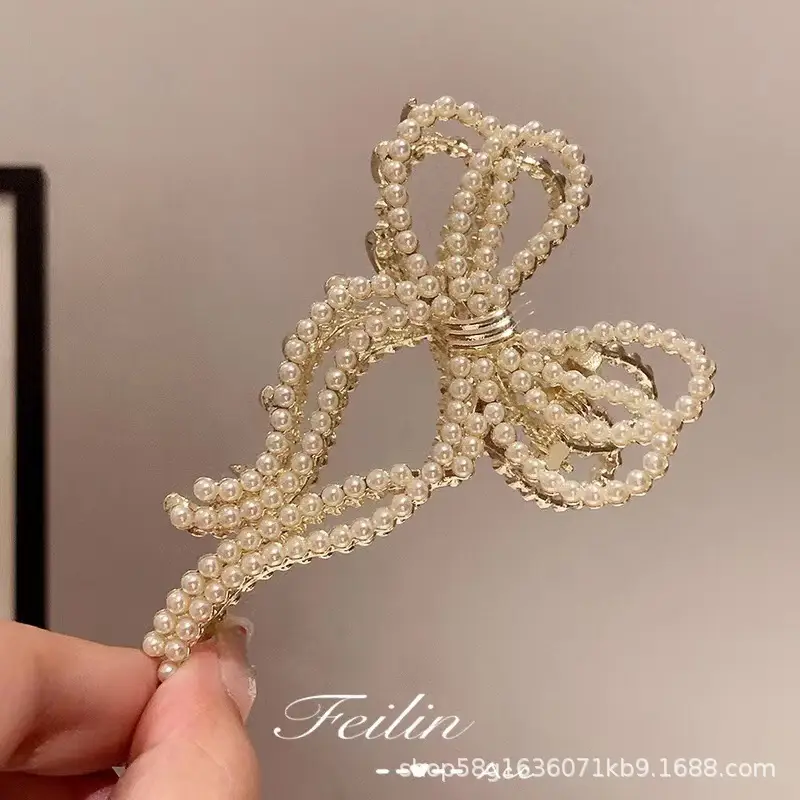 Elegant Shark Clip Hairpin with Pearl Beads - Image 42