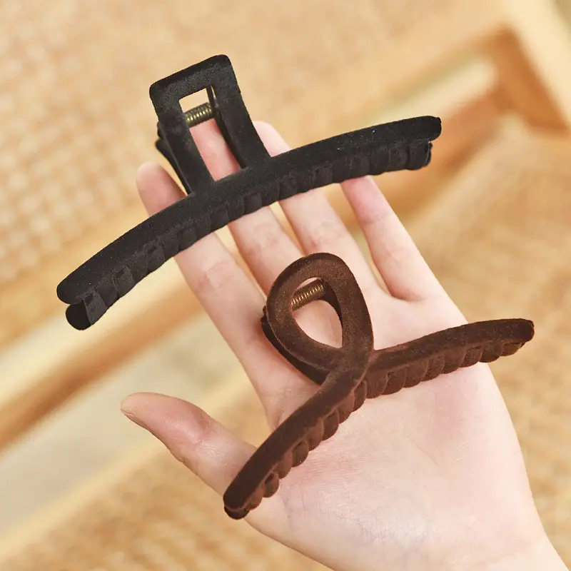 Red French Retro Hairpin for Women Large Back