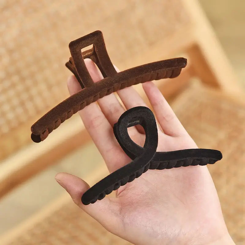 Red French Retro Hairpin for Women Large Back — feature 11