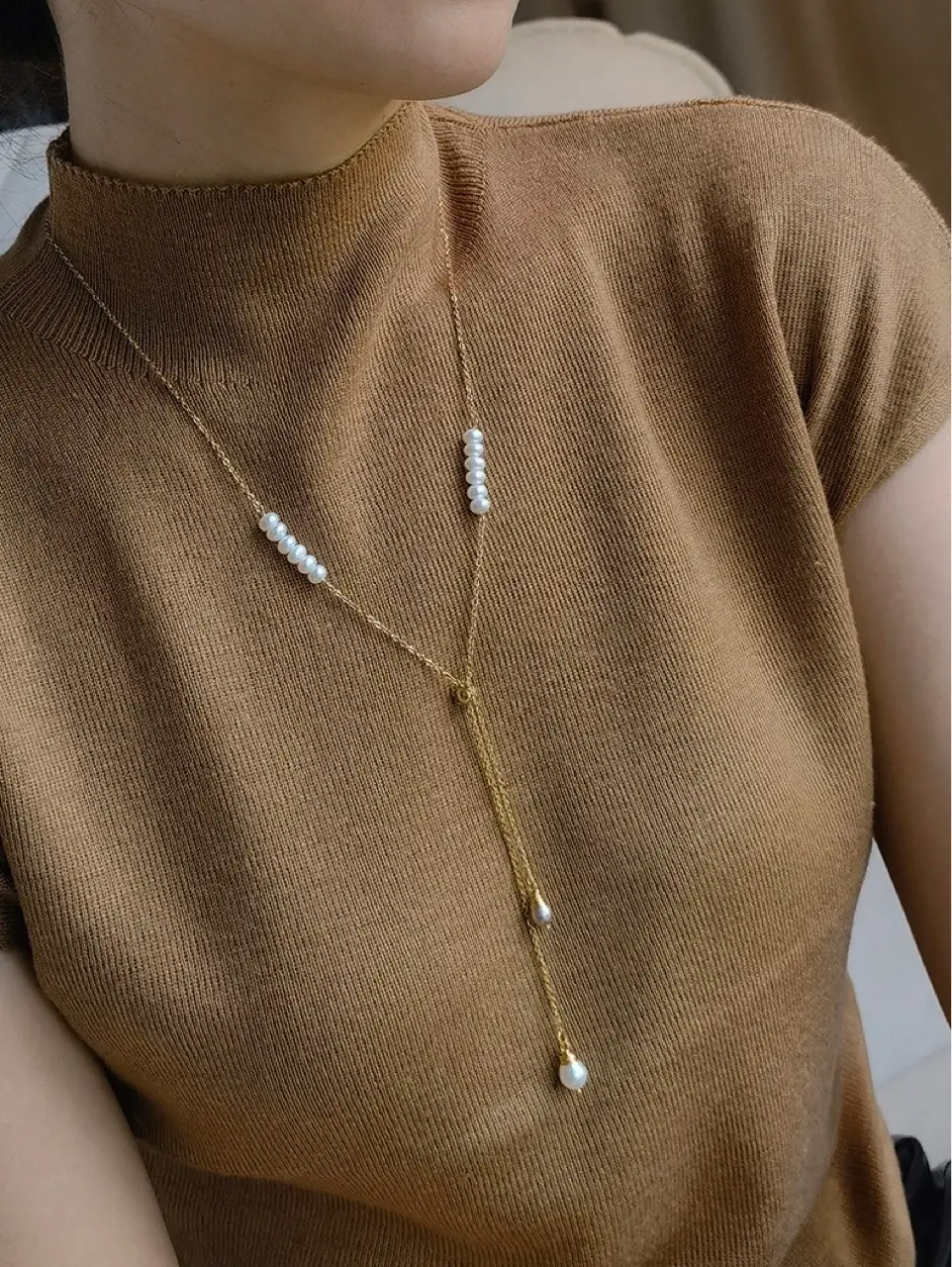 Natural Freshwater Pearl Necklace Women's Pull-out Design — feature 1