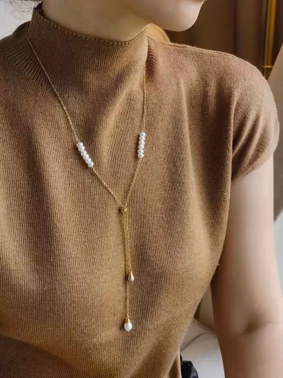 Natural Freshwater Pearl Necklace Women's Pull-out Design — feature 4