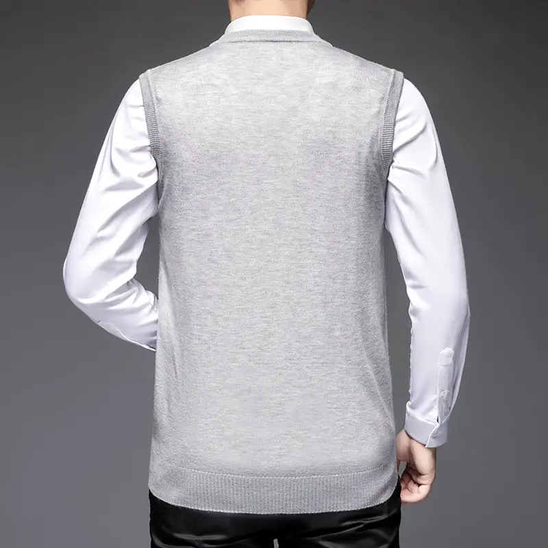 Men's Black V-Neck Knitted Sleeveless Vest - Image 5