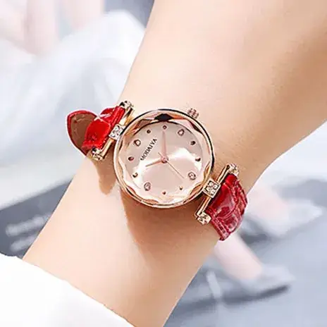 Women's Green Leather Belt Watch with Rose Gold Case - Image 5