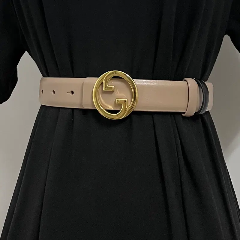 Women's Leather Belt with Gold GG Buckle Beige — feature 7
