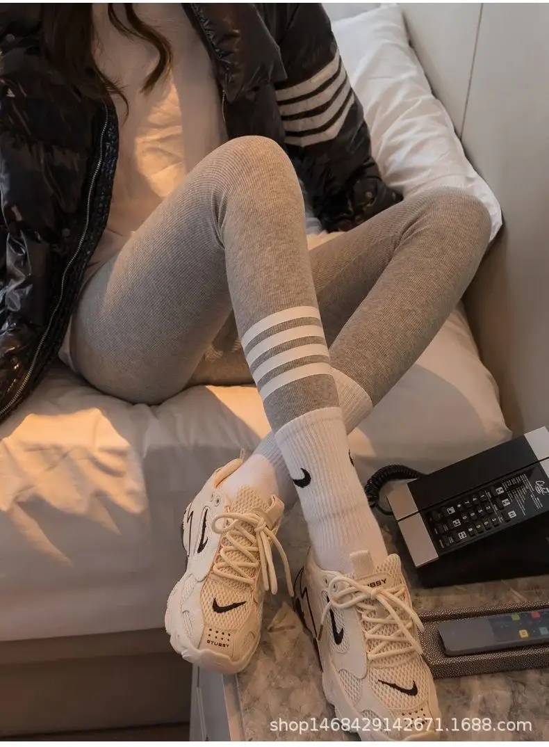 New Gray Brushed Leggings Women's Outer Wear — feature 7