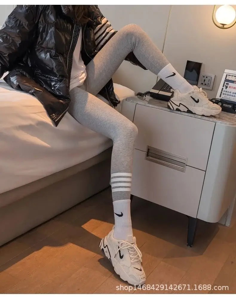 New Gray Brushed Leggings Women's Outer Wear — feature 8