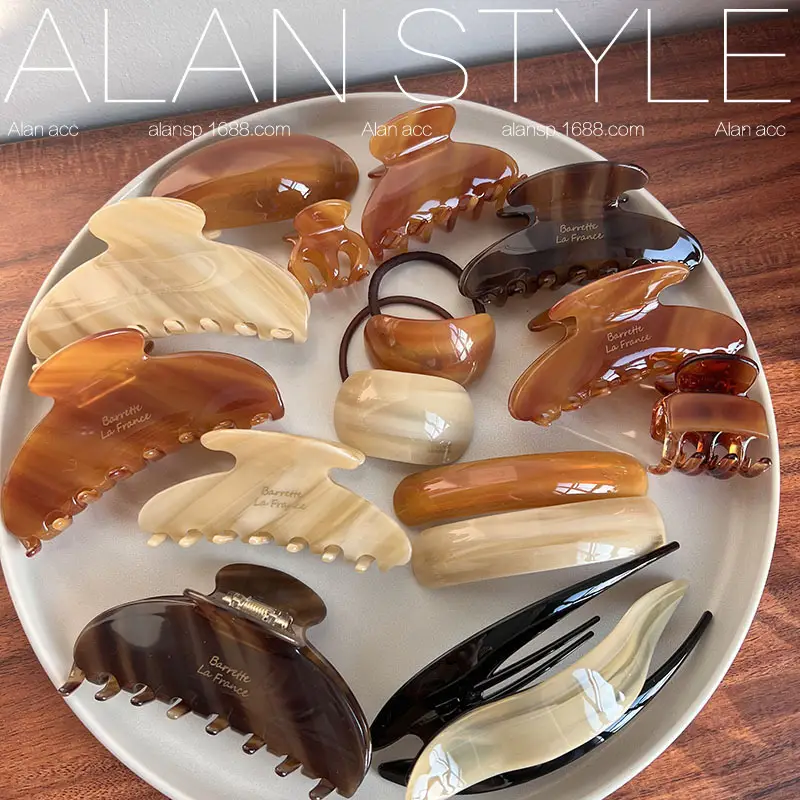 Spring & Summer Brown Acetate Shark Hair Clips Large - Image 4